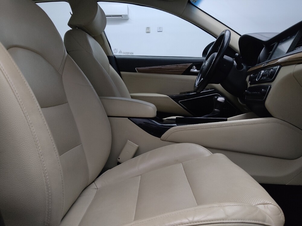 2019 Kia Cadenza in Fort Worth, TX 76116 - 18126691 21