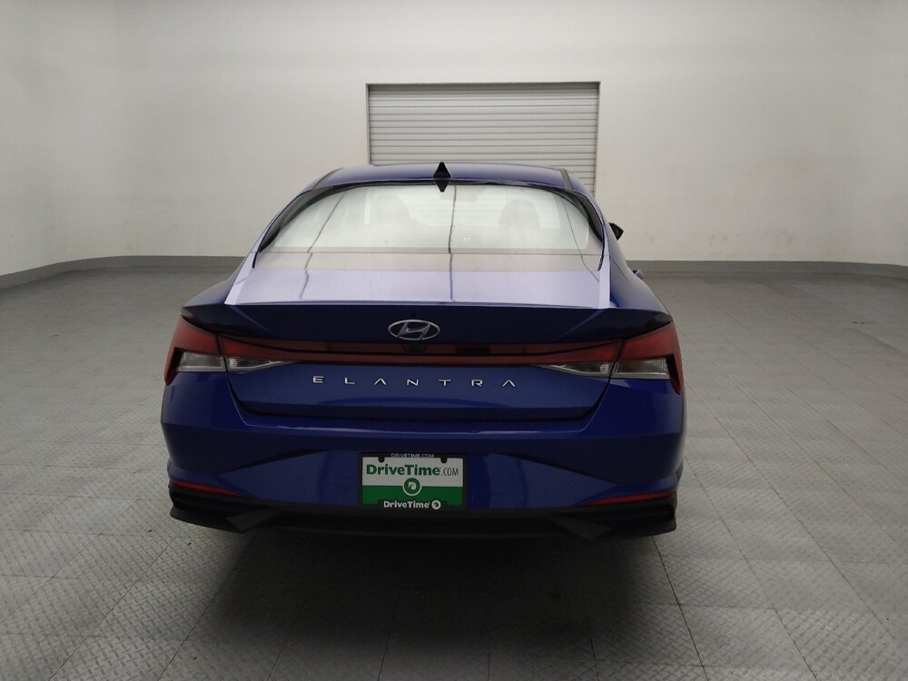 2023 Hyundai Elantra in Plano, TX 75074 - 18126698 7