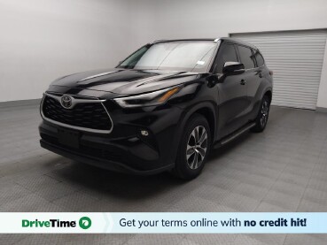 2021 Toyota Highlander in Plano, TX 75074