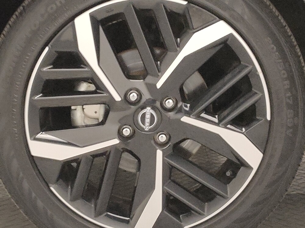 2025 Nissan Versa in Plano, TX 75074 - 18126702 31