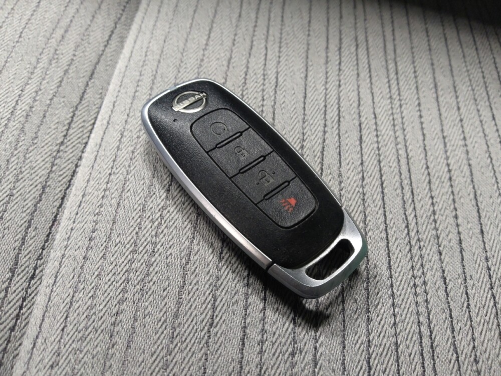 2023 Nissan Rogue in Mesa, AZ 85210 - 18126722 32