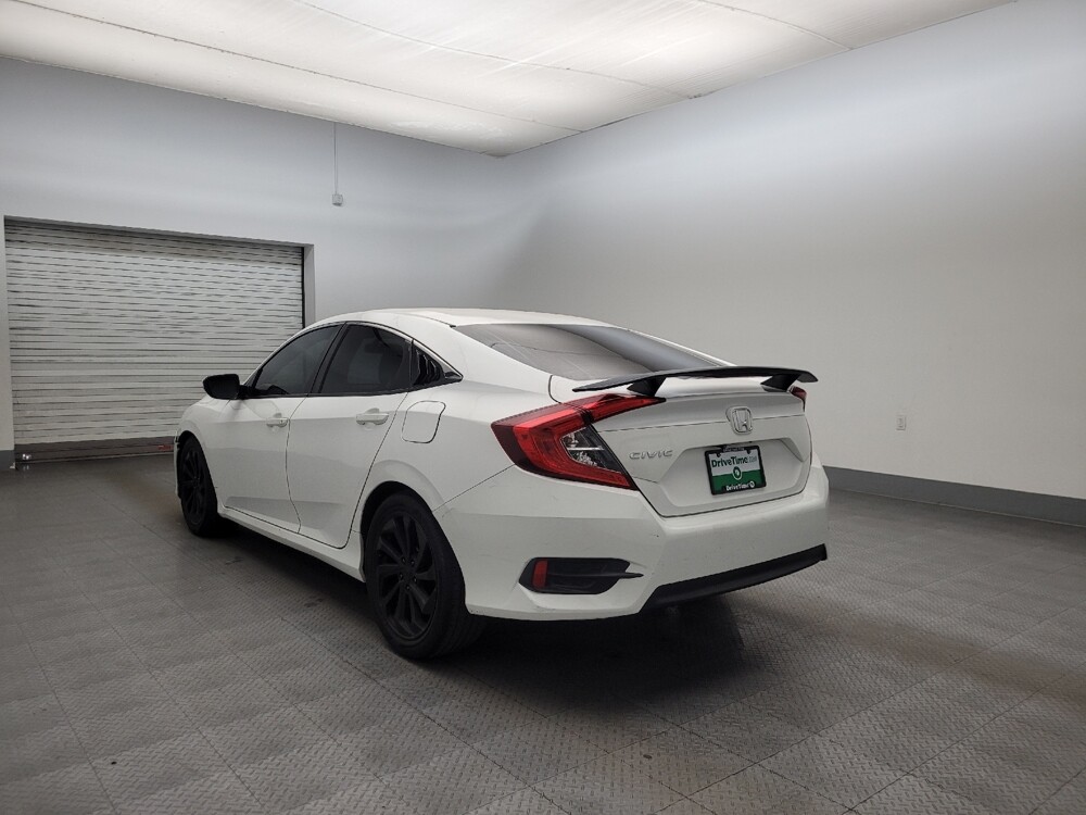 2017 Honda Civic in Glendale, AZ 85301 - 18126723 5
