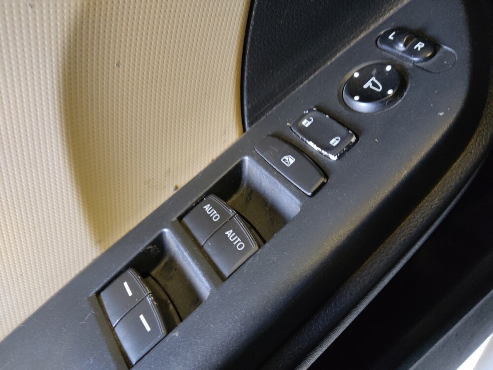 2017 Honda Civic in Glendale, AZ 85301 - 18126723 27