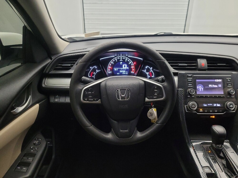 2017 Honda Civic in Glendale, AZ 85301 - 18126723 22