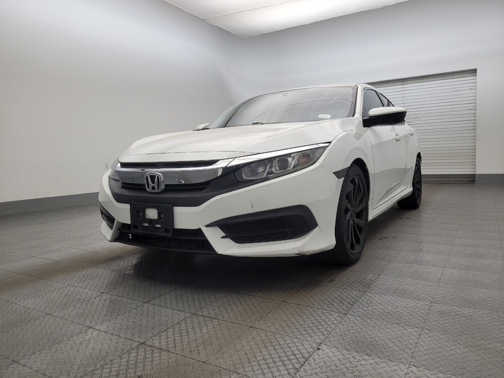 2017 Honda Civic in Glendale, AZ 85301 - 18126723 15