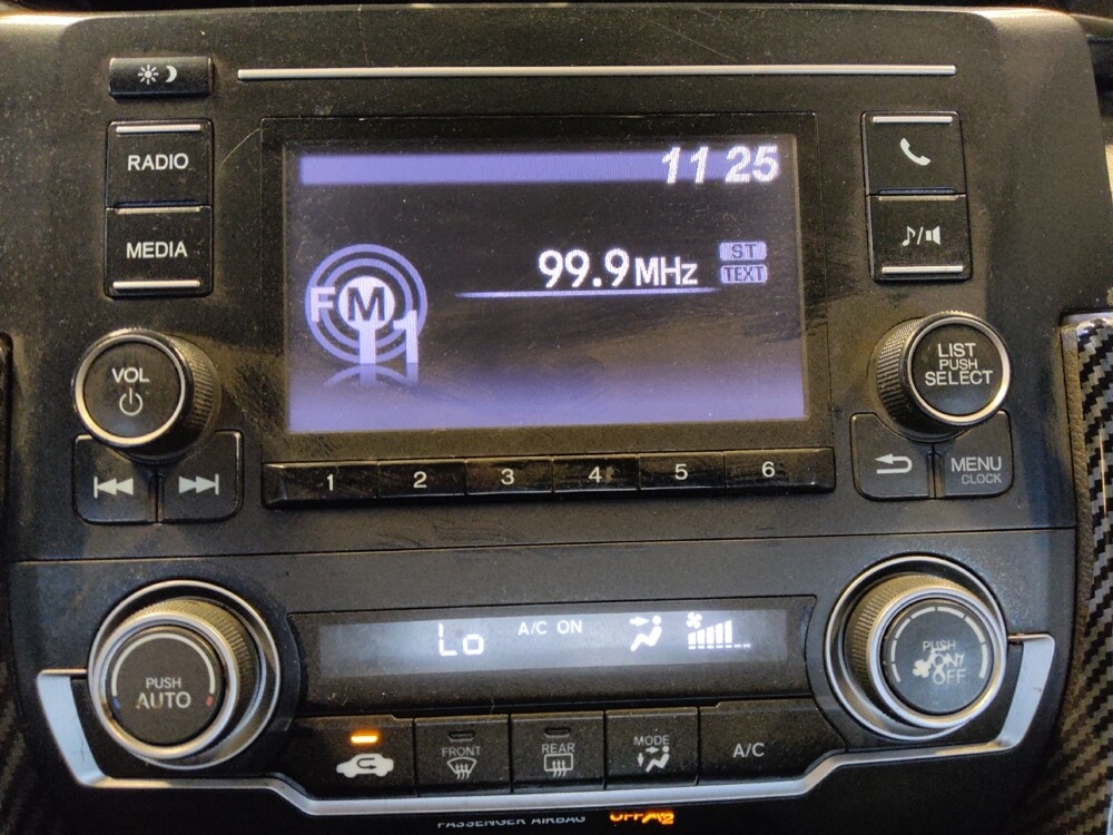 2017 Honda Civic in Glendale, AZ 85301 - 18126723 25