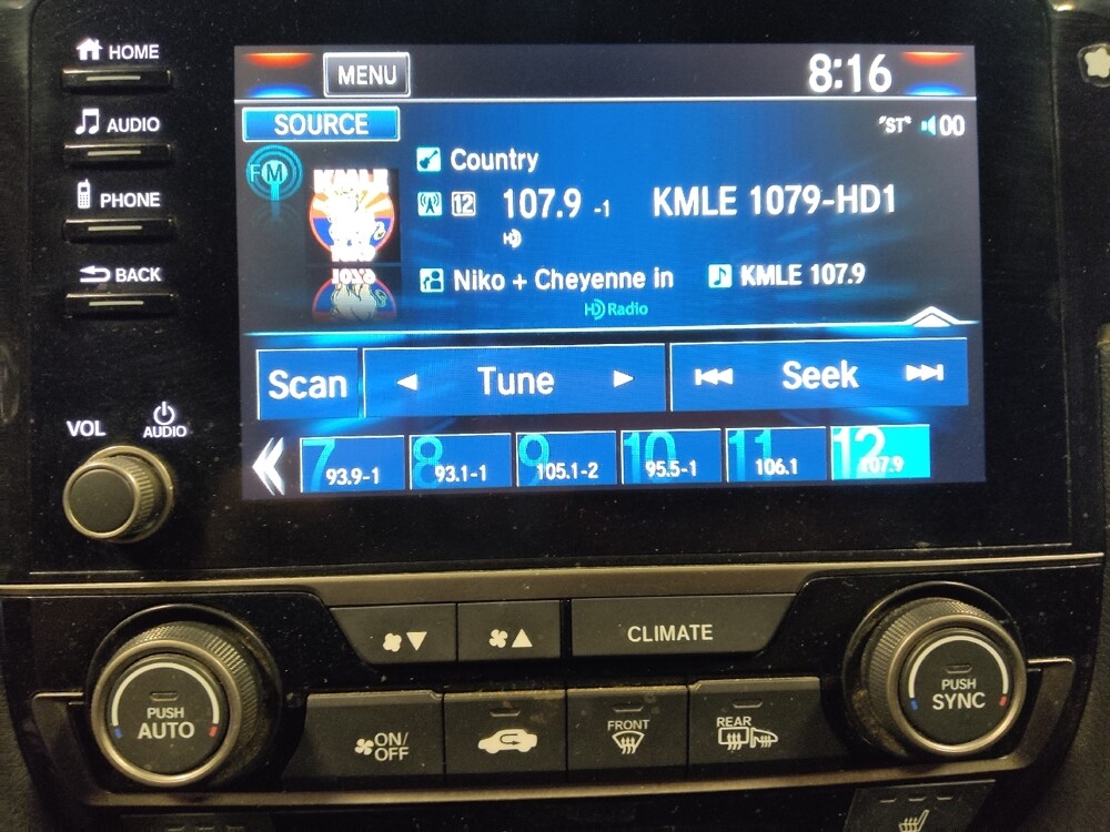 2019 Honda Civic in Glendale, AZ 85301 - 18126726 25