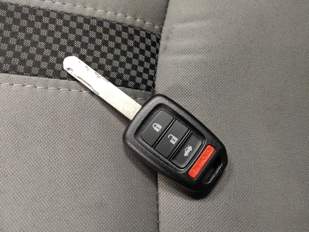 2019 Honda Civic in Phoenix, AZ 85022 - 18126727 32