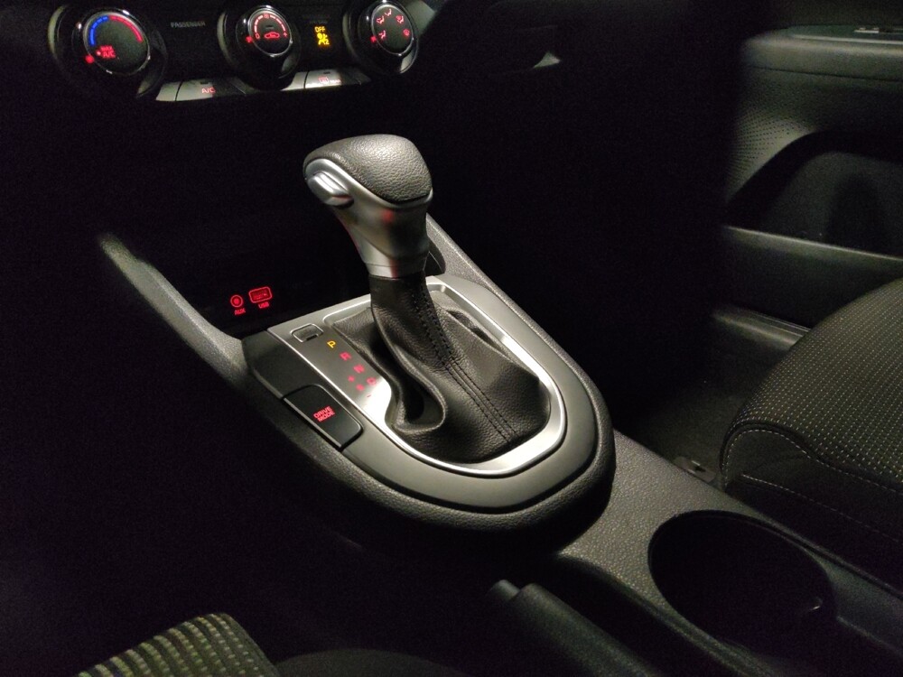 2020 Kia Forte in Mesa, AZ 85210 - 18126729 26