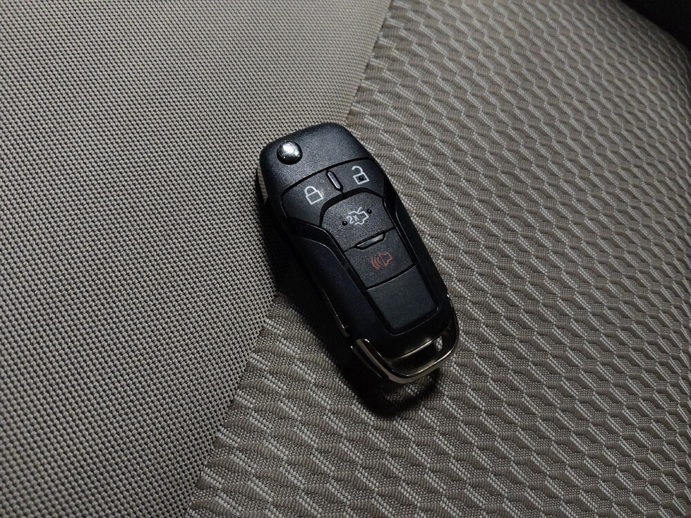 2023 Ford Explorer in Chandler, AZ 85225 - 18126731 32