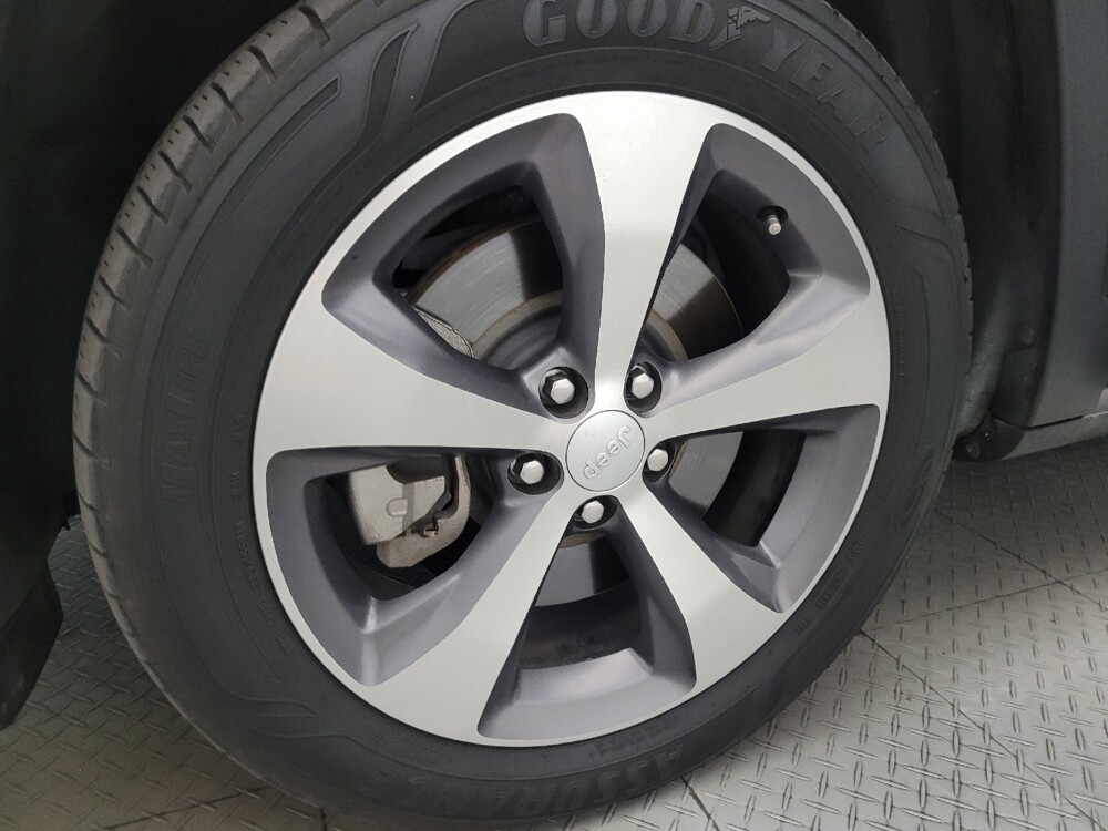 2020 Jeep Cherokee in Tucson, AZ 85705 - 18126732 31