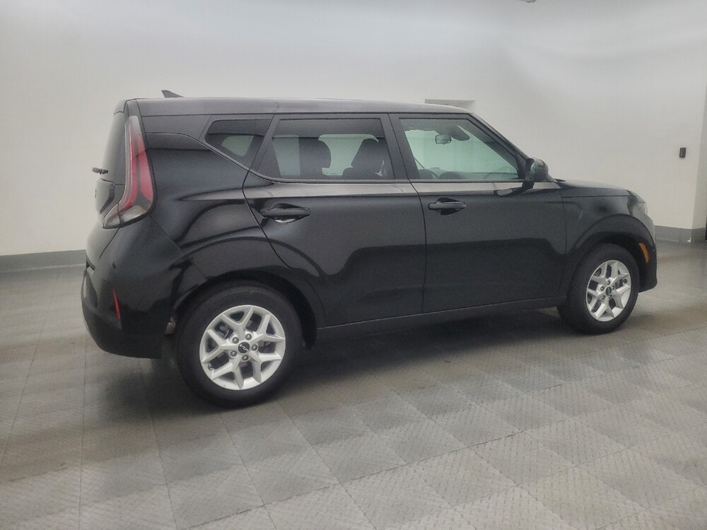 2025 Kia Soul in Tucson, AZ 85705 - 18126739 10