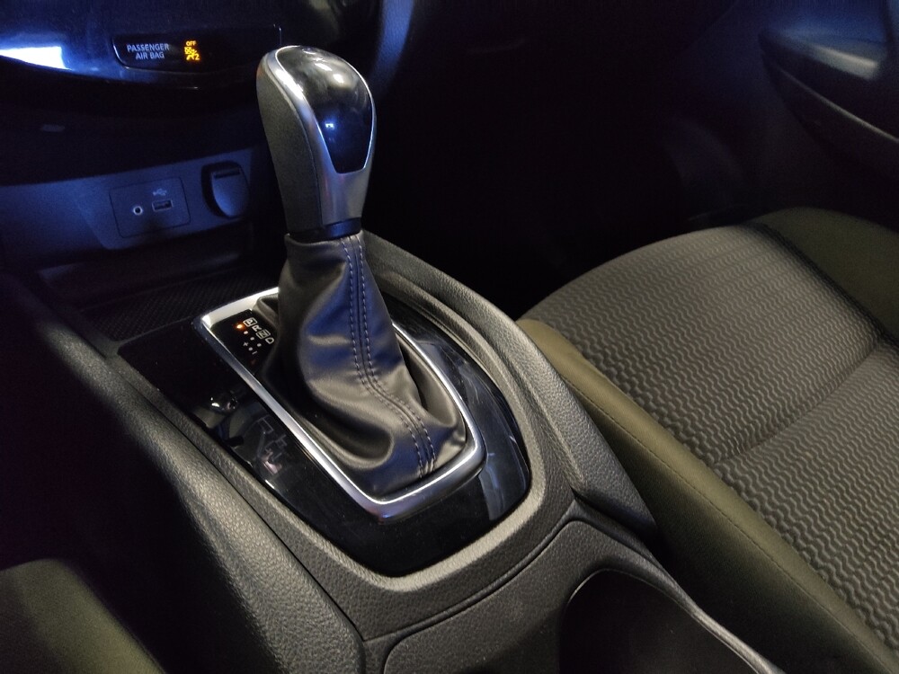 2022 Nissan Rogue Sport in Glendale, AZ 85301 - 18126741 26