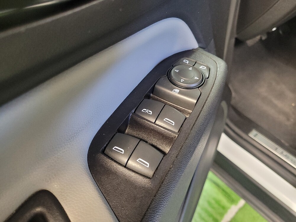 2019 Chevrolet Equinox in Tampa, FL 33612 - 18126743 27