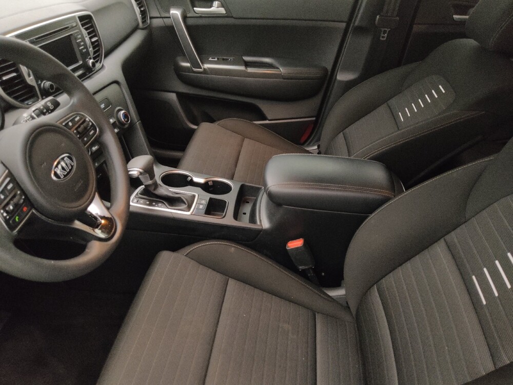 2017 Kia Sportage in Lakeland, FL 33815 - 18126744 17