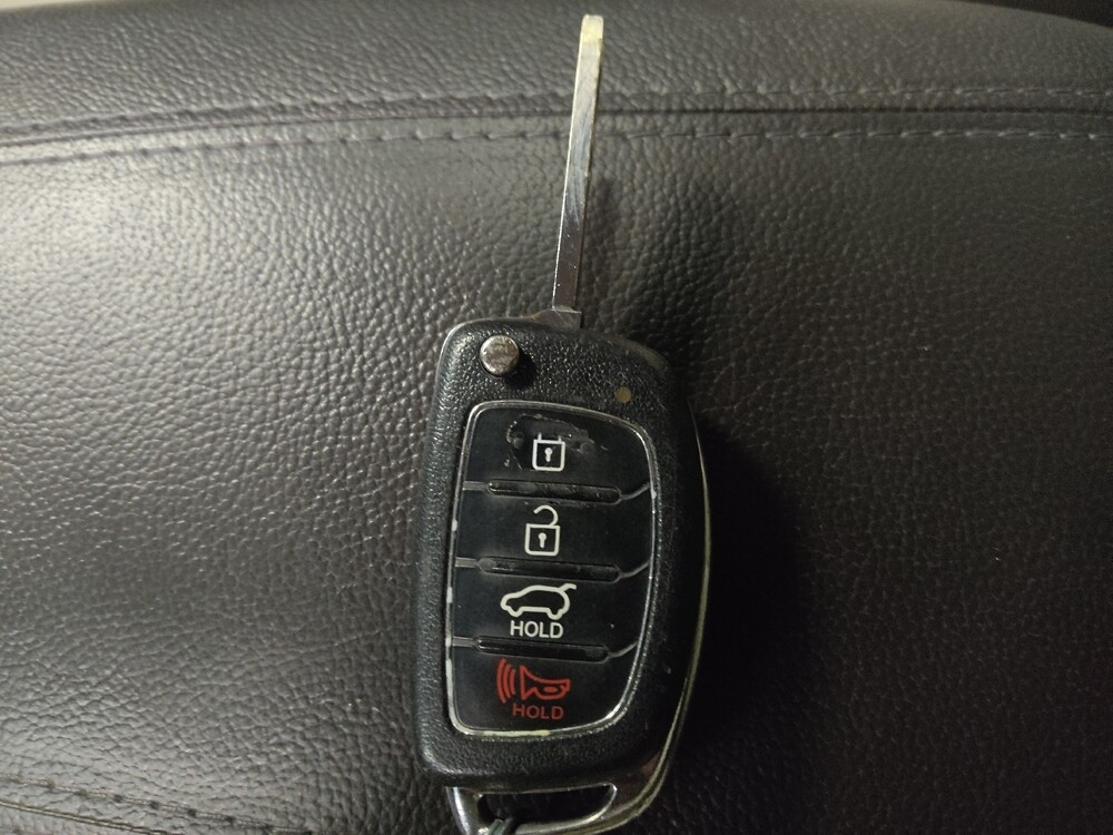 2014 Hyundai Santa Fe in Morrow, GA 30260 - 18126747 32