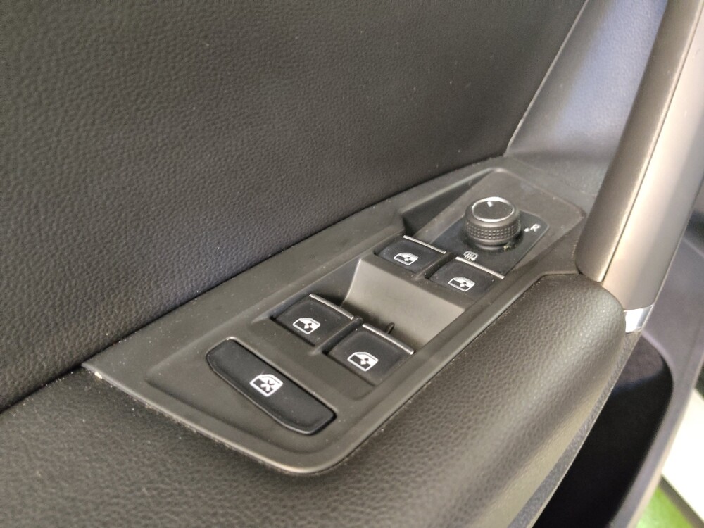 2020 Volkswagen Tiguan in Lakeland, FL 33815 - 18126750 27