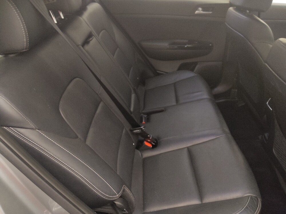 2020 Kia Sportage in Clearwater, FL 33764 - 18126752 19