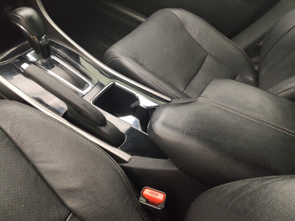 2017 Honda Accord in Fort Myers, FL 33907 - 18126755 26