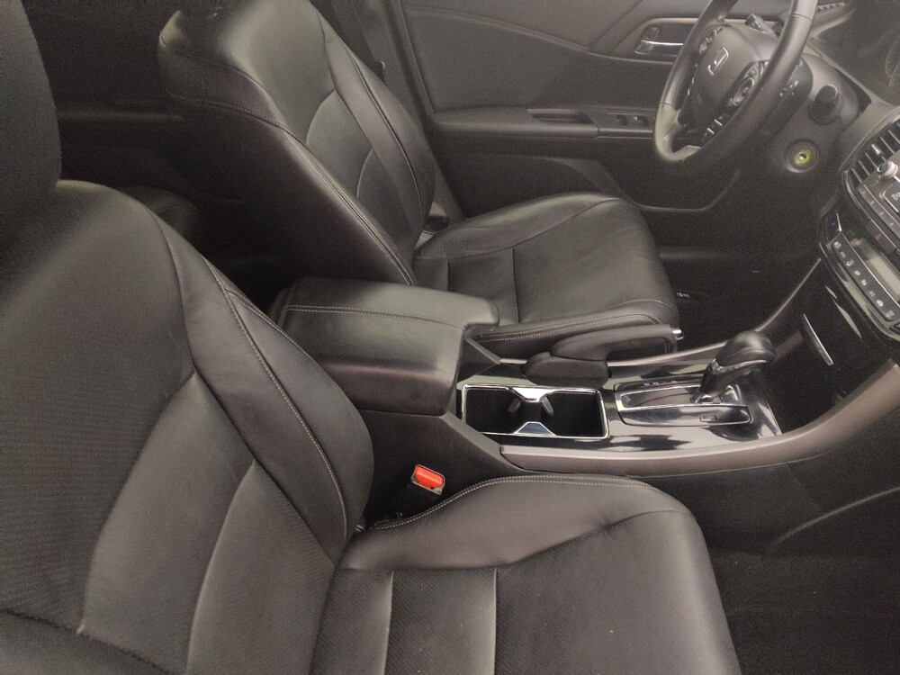 2017 Honda Accord in Fort Myers, FL 33907 - 18126755 21