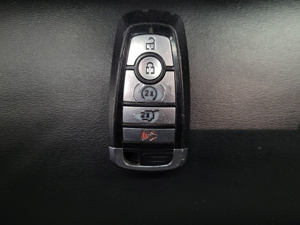 2021 Ford Explorer in Las Vegas, NV 89104 - 18126757 32