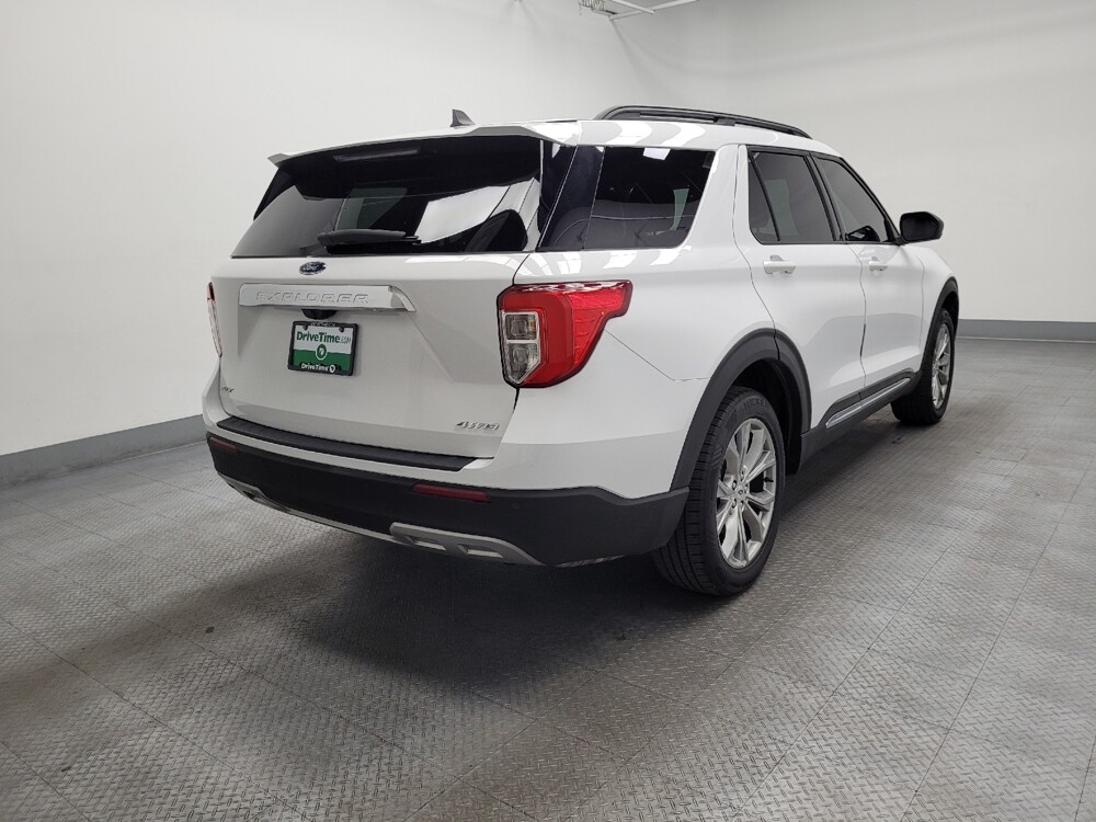 2021 Ford Explorer in Las Vegas, NV 89104 - 18126757 9