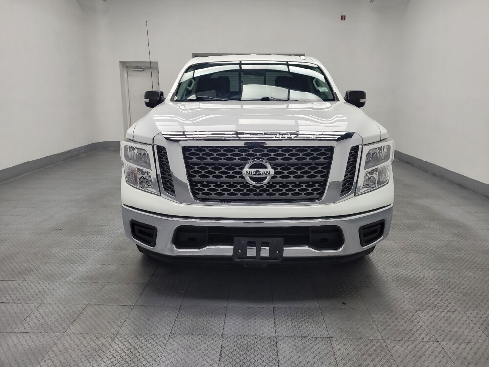 2018 Nissan Titan in Las Vegas, NV 89102 - 18126760 14