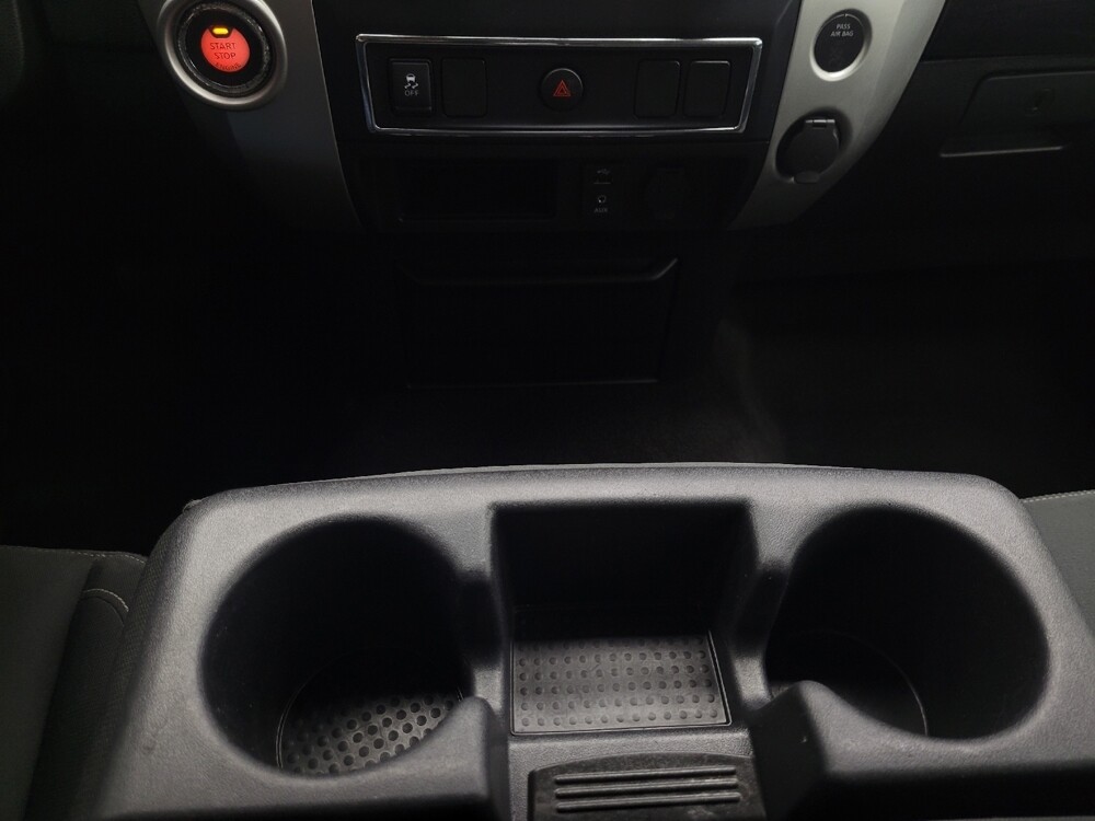 2018 Nissan Titan in Las Vegas, NV 89102 - 18126760 26