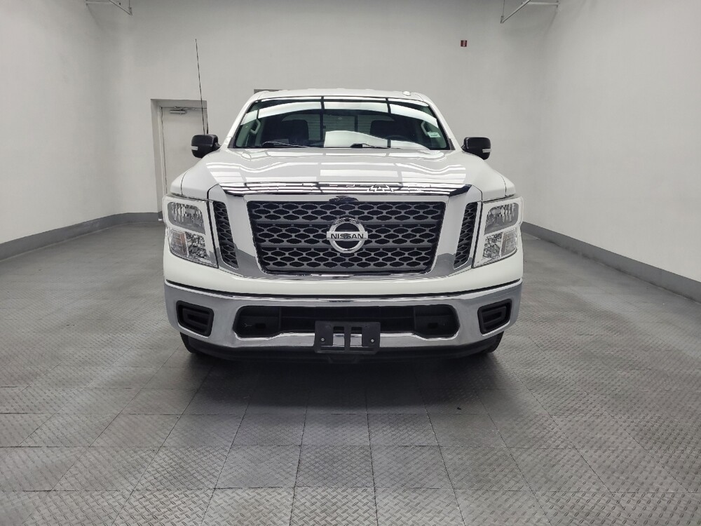 2018 Nissan Titan in Las Vegas, NV 89102 - 18126760 15