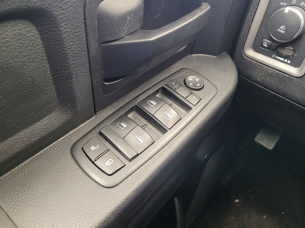 2016 RAM 1500 in Lexington, KY 40509 - 18126764 27