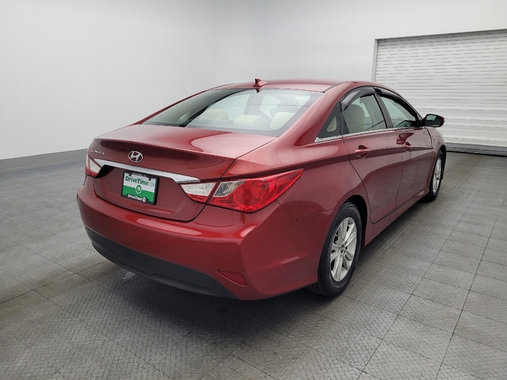 2014 Hyundai Sonata in Gainesville, FL 32609 - 18126769 9