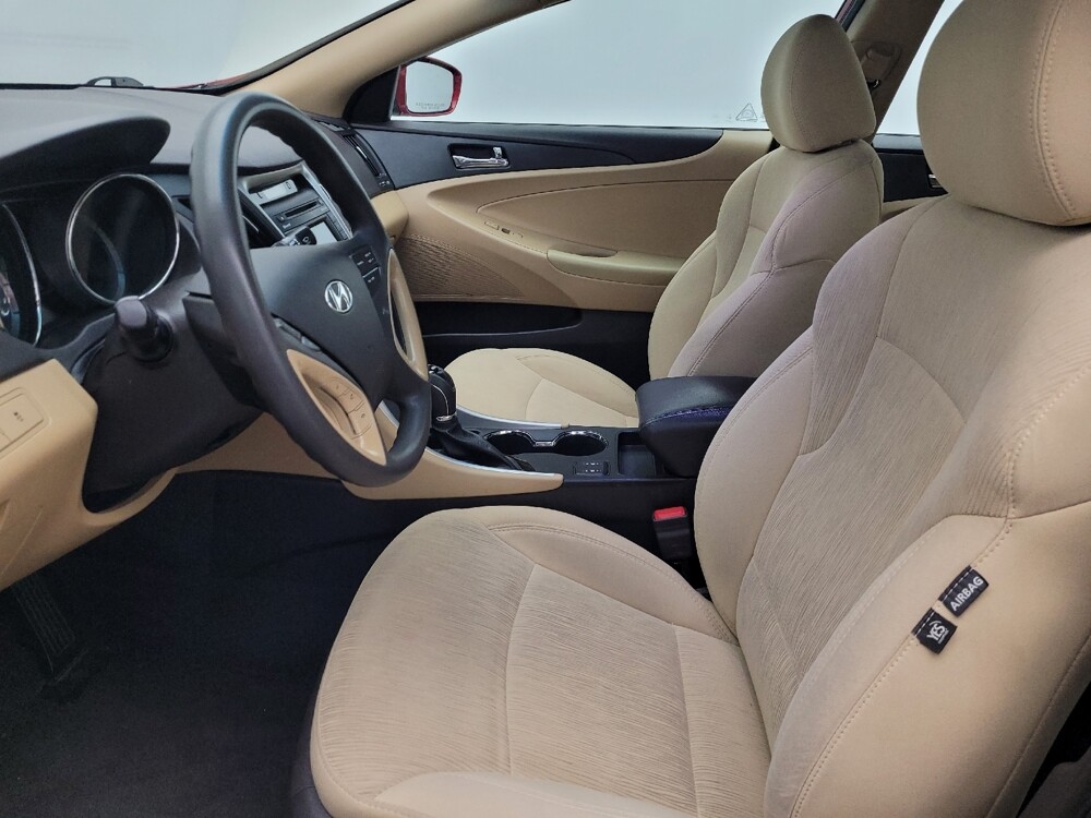 2014 Hyundai Sonata in Gainesville, FL 32609 - 18126769 17