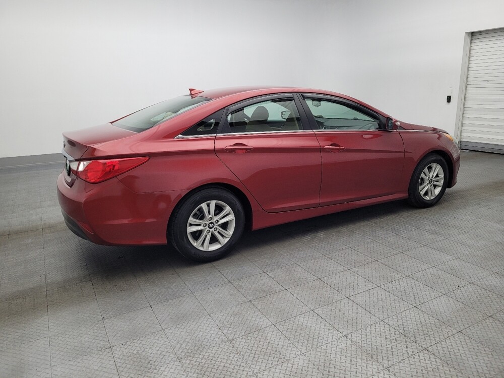 2014 Hyundai Sonata in Gainesville, FL 32609 - 18126769 10