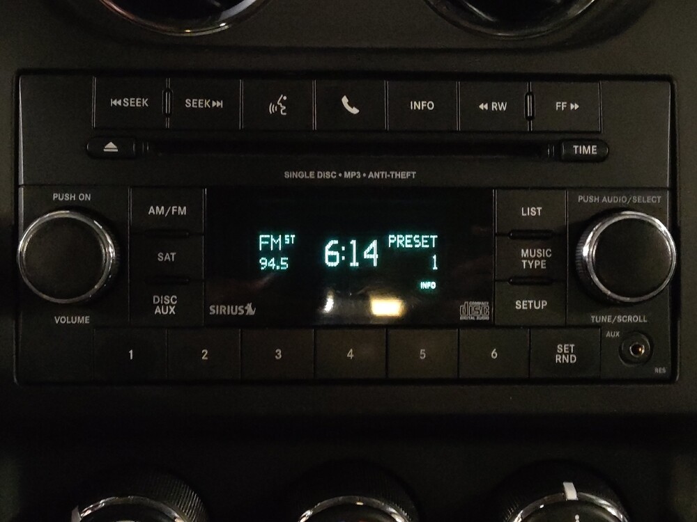 2016 Jeep Patriot in Orlando, FL 32808 - 18126778 25