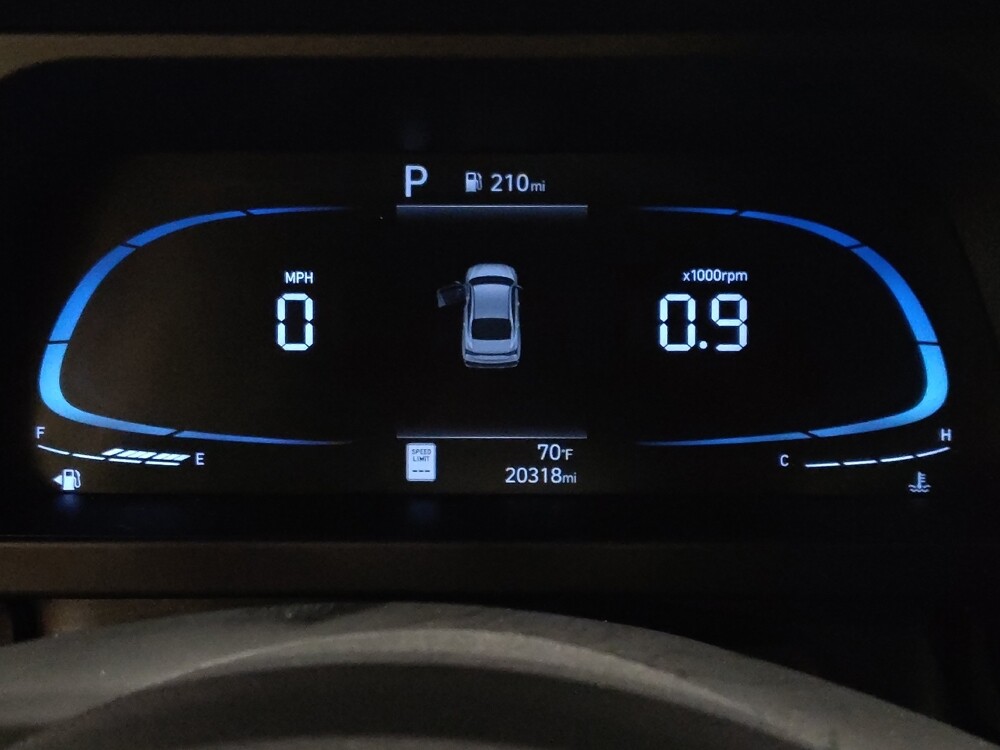 2025 Hyundai Elantra in Orlando, FL 32808 - 18126784 23