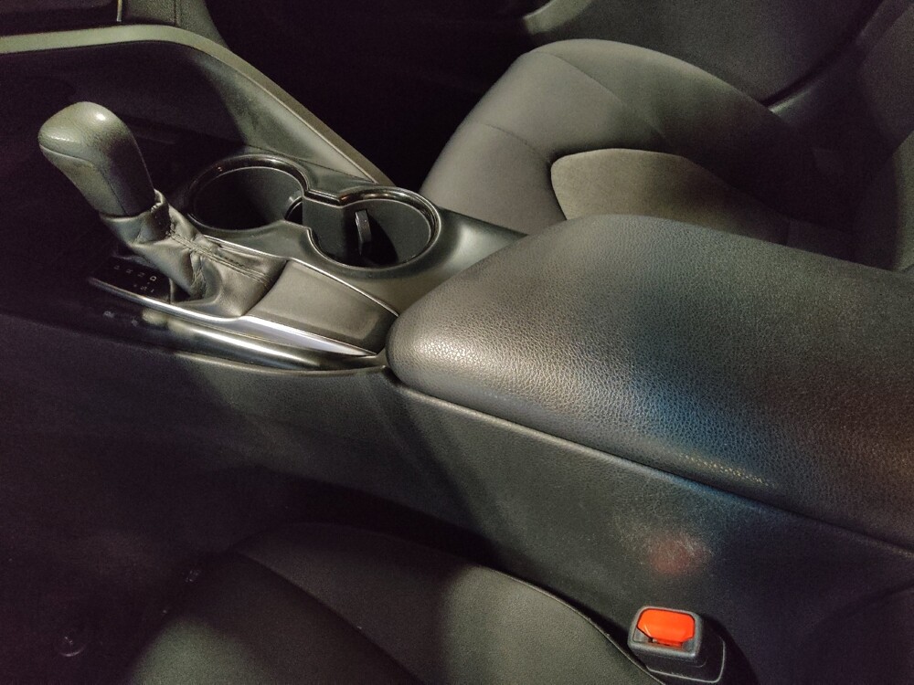 2018 Toyota Camry in Orlando, FL 32808 - 18126787 26