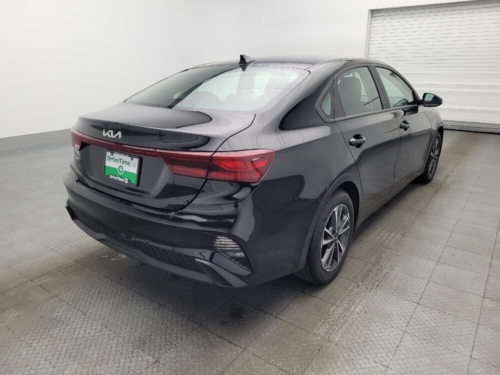 2024 Kia Forte in Savannah, GA 31419 - 18126791 9