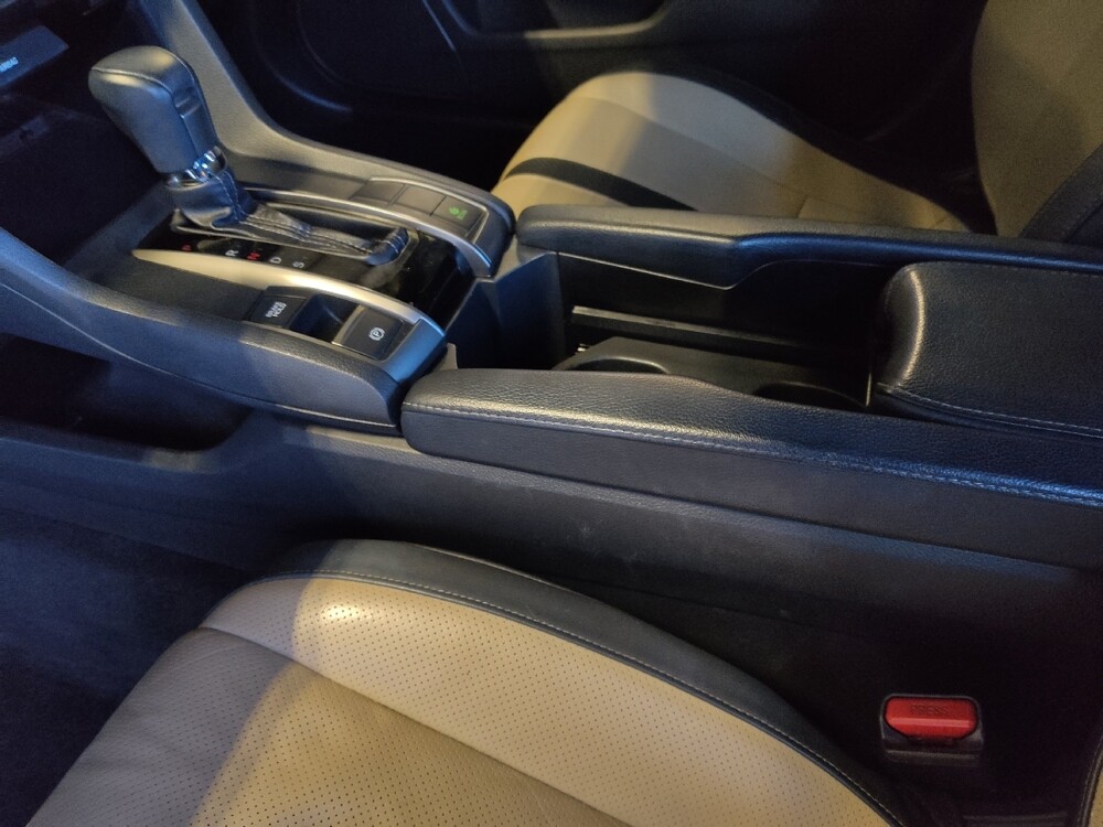 2018 Honda Civic in Orlando, FL 32808 - 18126792 26