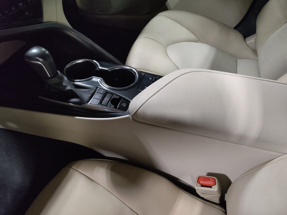 2020 Toyota Camry in Jacksonville, FL 32225 - 18126797 26