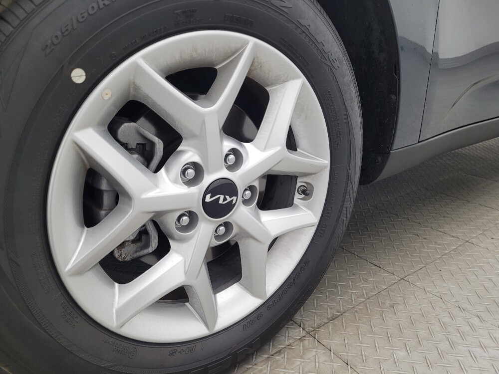 2025 Kia Soul in Miami, FL 33157 - 18126799 31