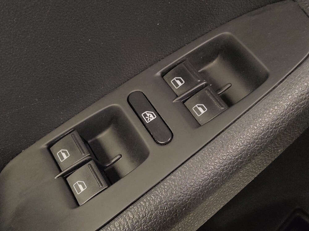 2018 Volkswagen Jetta in Sanford, FL 32773 - 18126802 27