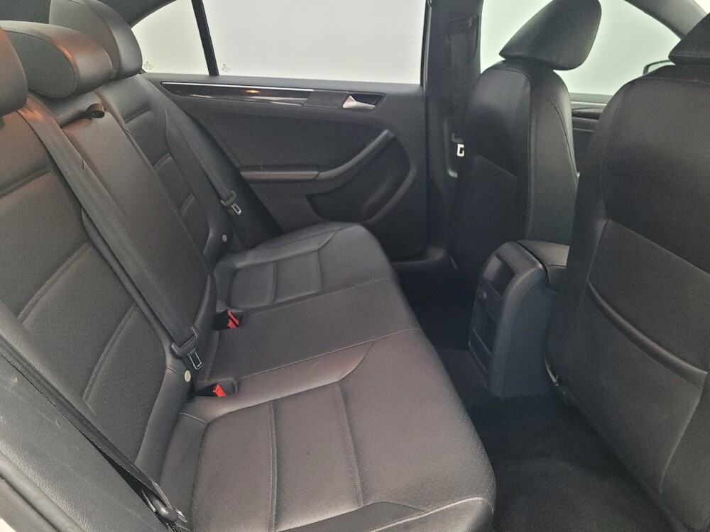 2018 Volkswagen Jetta in Sanford, FL 32773 - 18126802 19