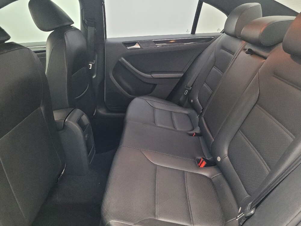 2018 Volkswagen Jetta in Sanford, FL 32773 - 18126802 18