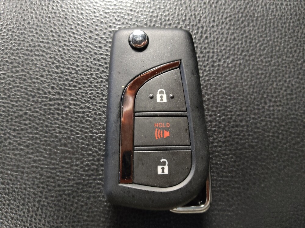 2021 Toyota RAV4 in Gastonia, NC 28056 - 18126820 32