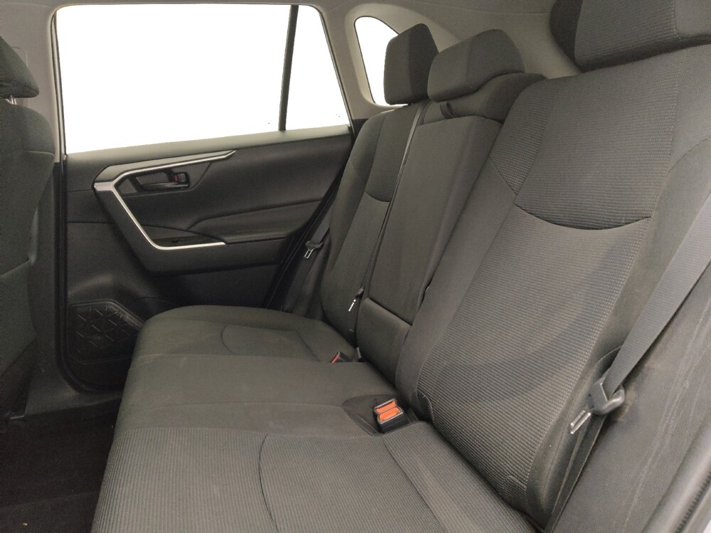 2021 Toyota RAV4 in Gastonia, NC 28056 - 18126820 18