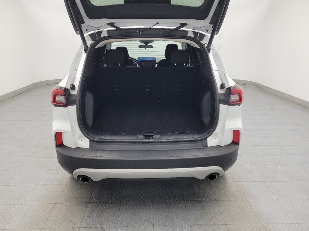 2024 Ford Escape in Greenville, SC 29607 - 18126824 28