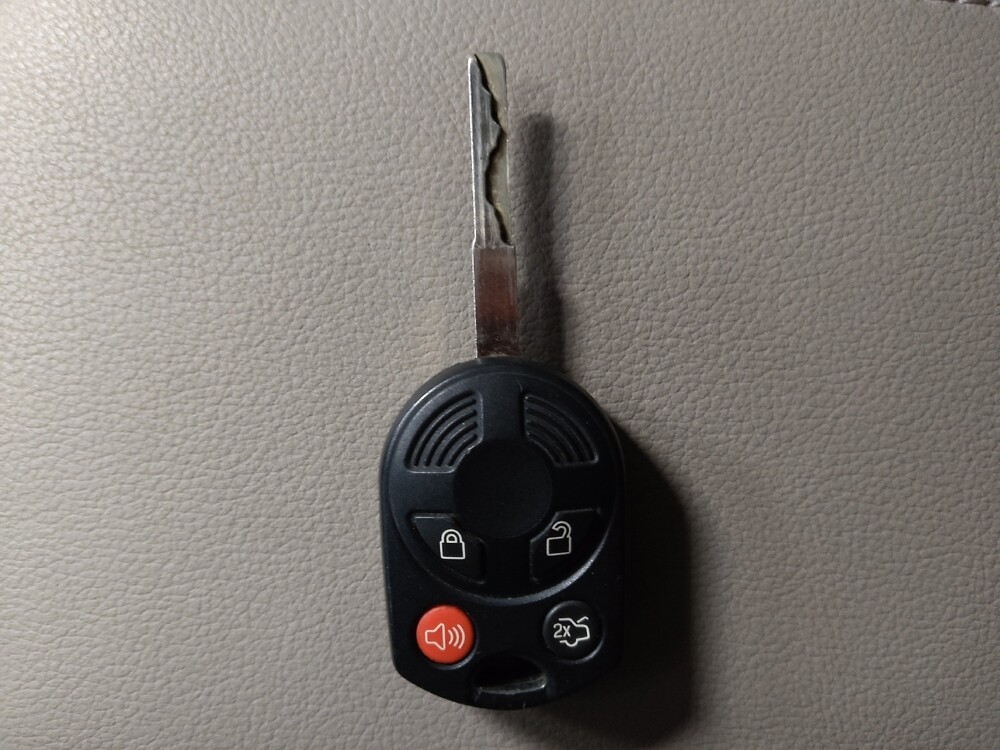 2015 Ford Escape in Charleston, SC 29414 - 18126825 32