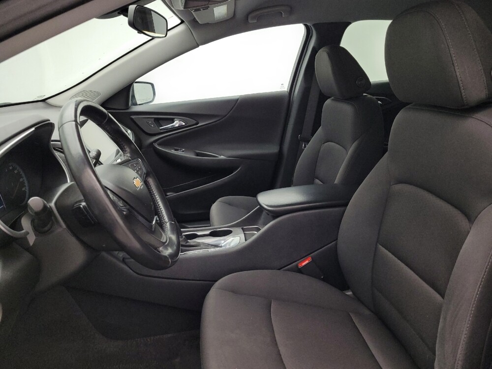 2020 Chevrolet Malibu in Columbia, SC 29210 - 18126839 17