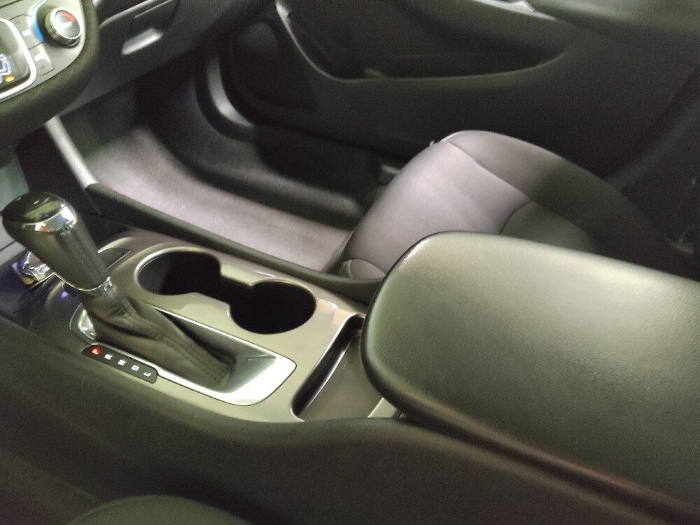 2020 Chevrolet Malibu in Columbia, SC 29210 - 18126839 26