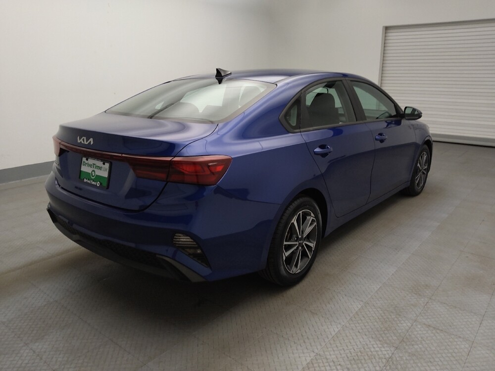 2024 Kia Forte in Lakewood, CO 80215 - 18126848 9